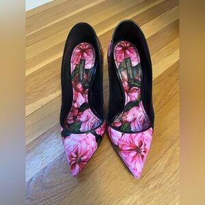 Dolce & Gabbana Women's Floral Pink Heels